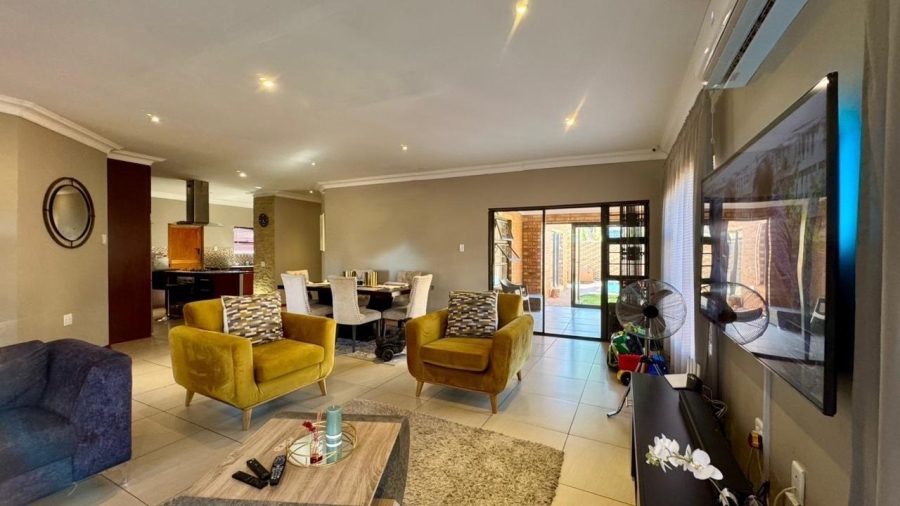 3 Bedroom Property for Sale in Hillcrest Northern Cape